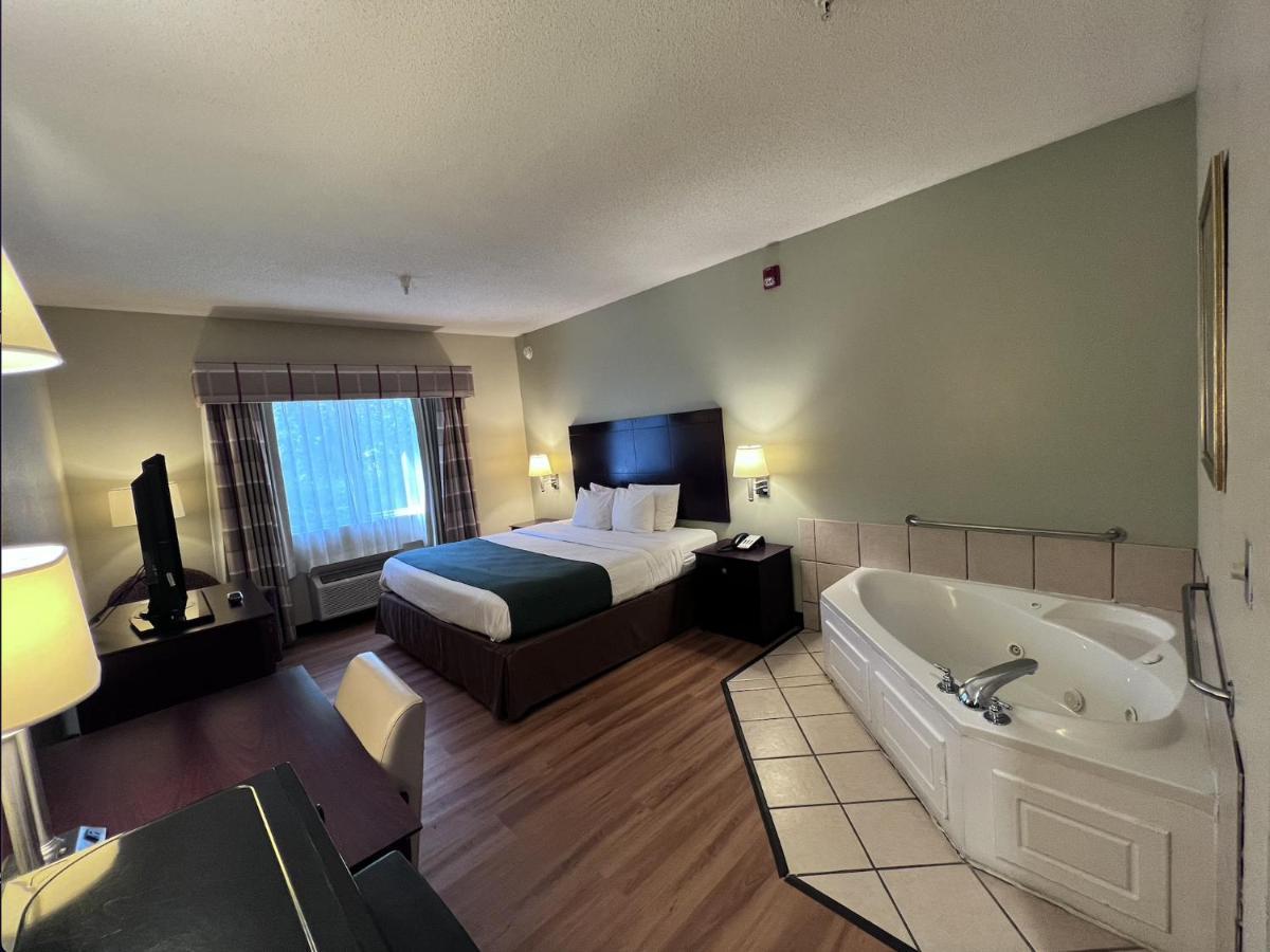 Americas Best Value Inn Wiggins מראה חיצוני תמונה