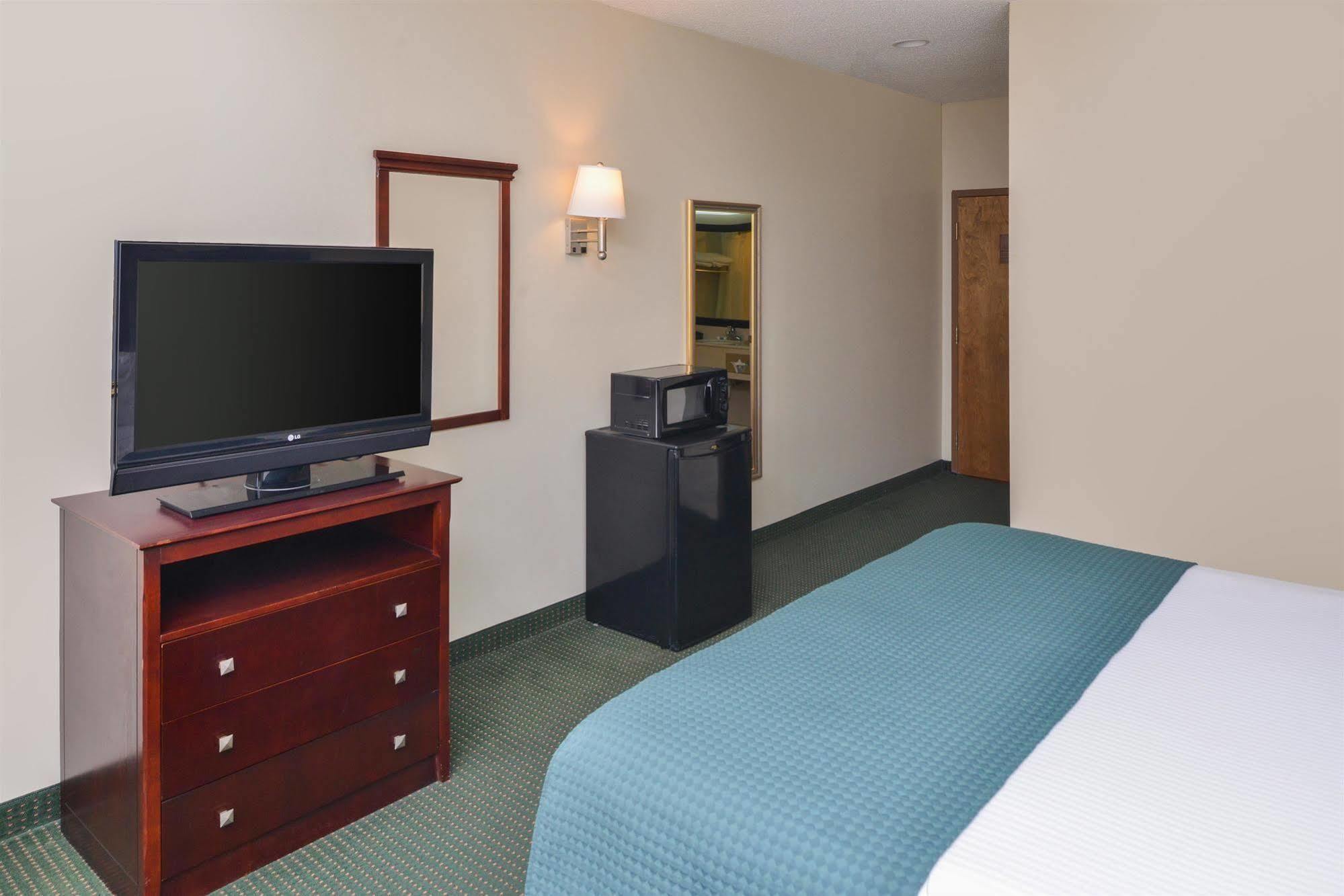 Americas Best Value Inn Wiggins מראה חיצוני תמונה