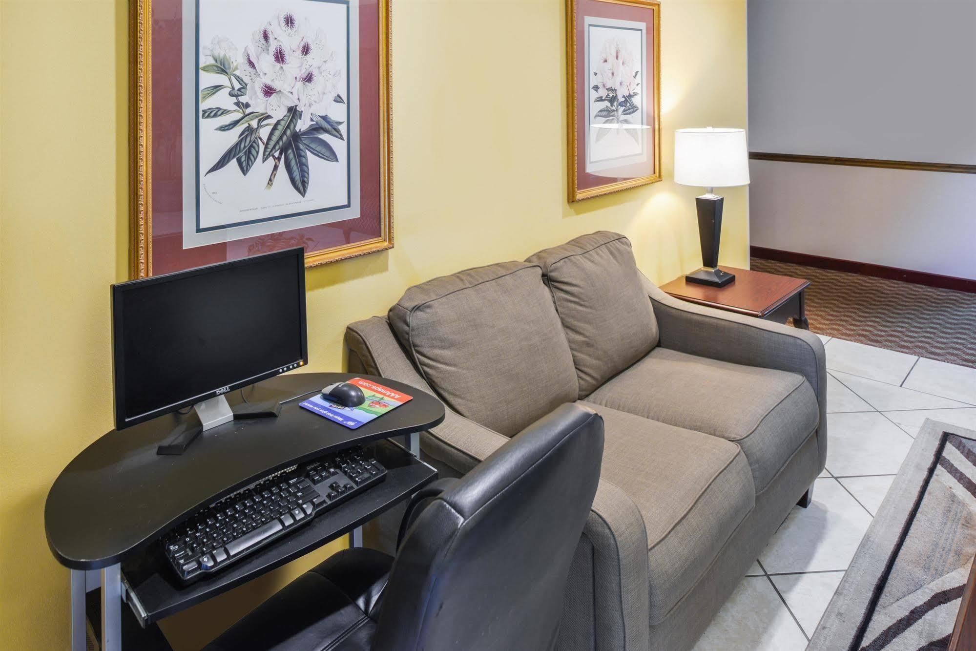 Americas Best Value Inn Wiggins מראה חיצוני תמונה